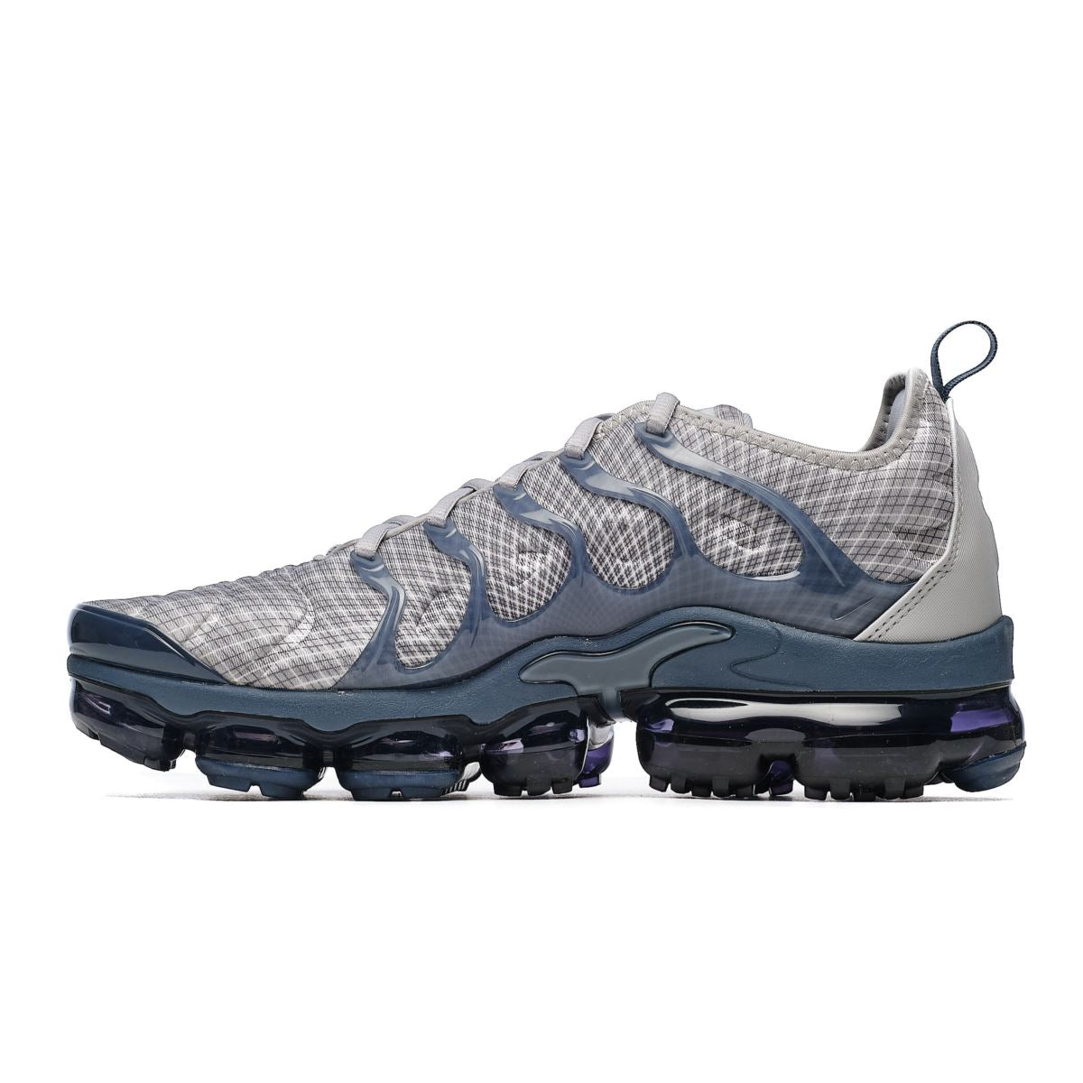 Nike Air Vapor Max Plus “Wolf Grey”