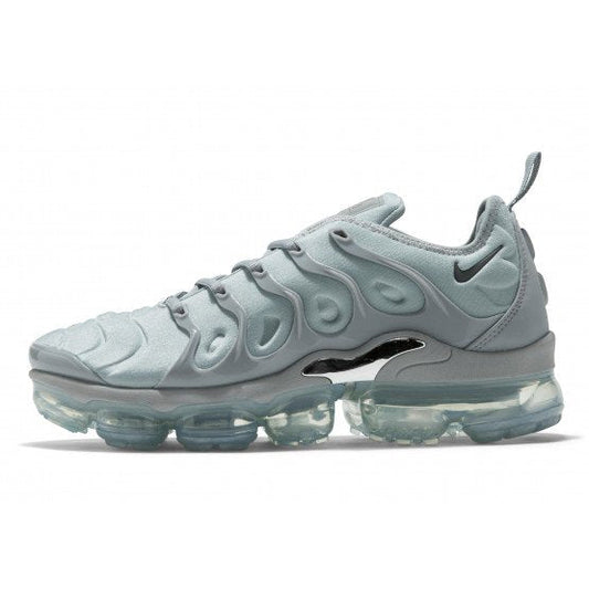 Nike Air Vapor Max Plus “Triple Grey”